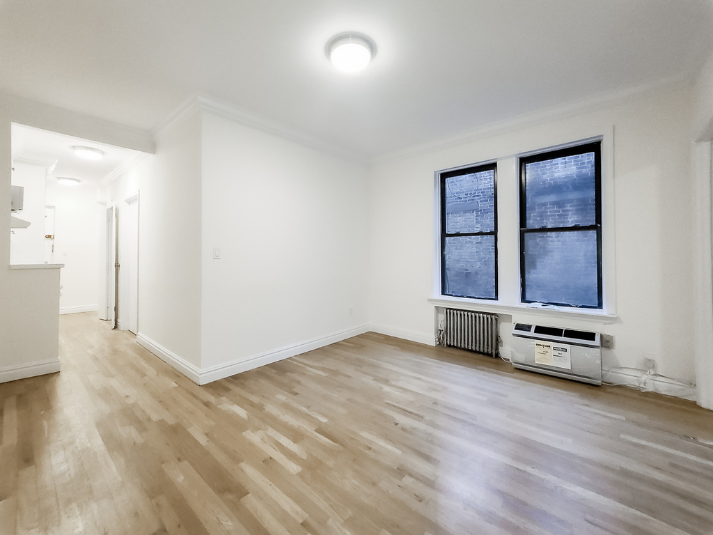 326 East 58th Street - Photo 0