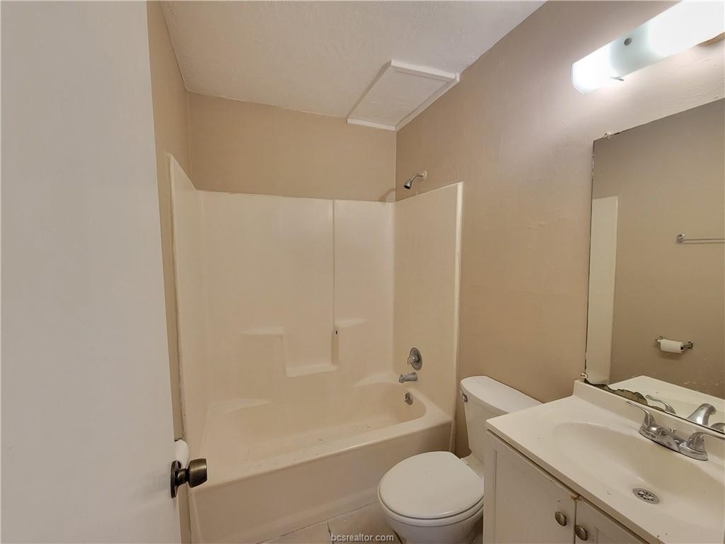 2403 Toro Lane - Photo 11