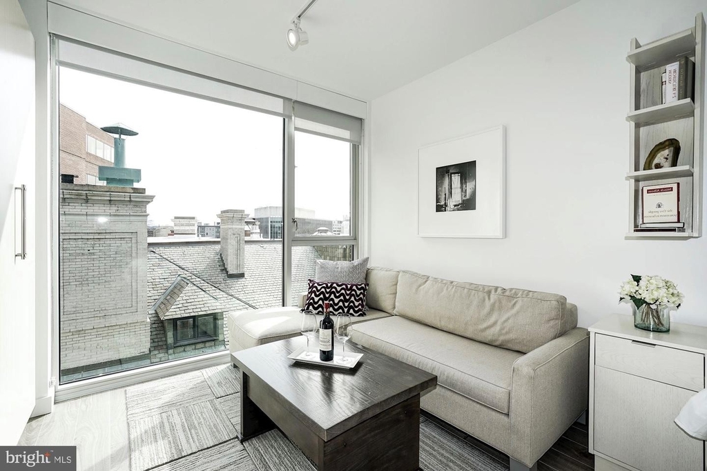 15 Dupont Cir Nw #3203 - Photo 3