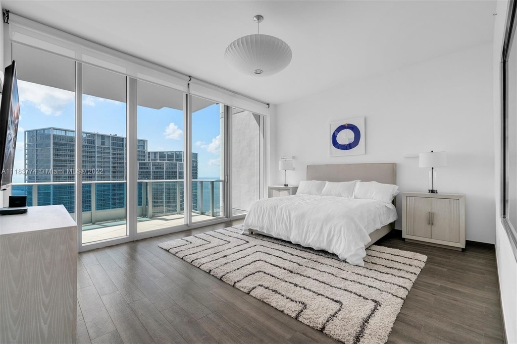 200 Biscayne Boulevard Way - Photo 7