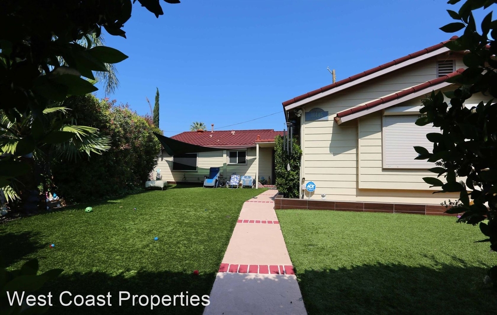 11445 Monogram Ave - Photo 8