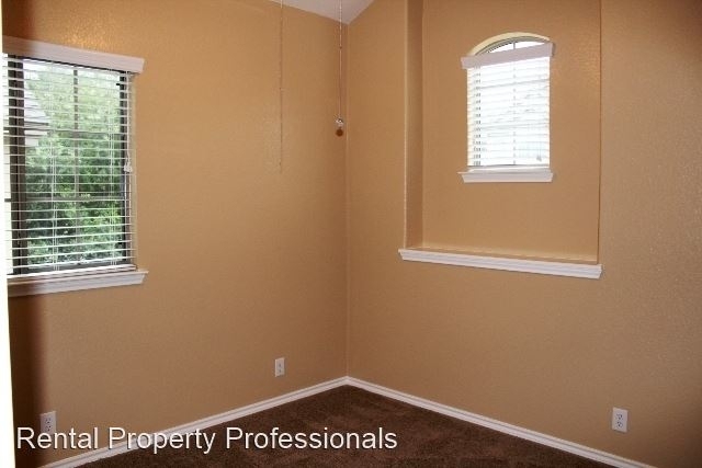 1218 Cresswell Cove - Photo 12