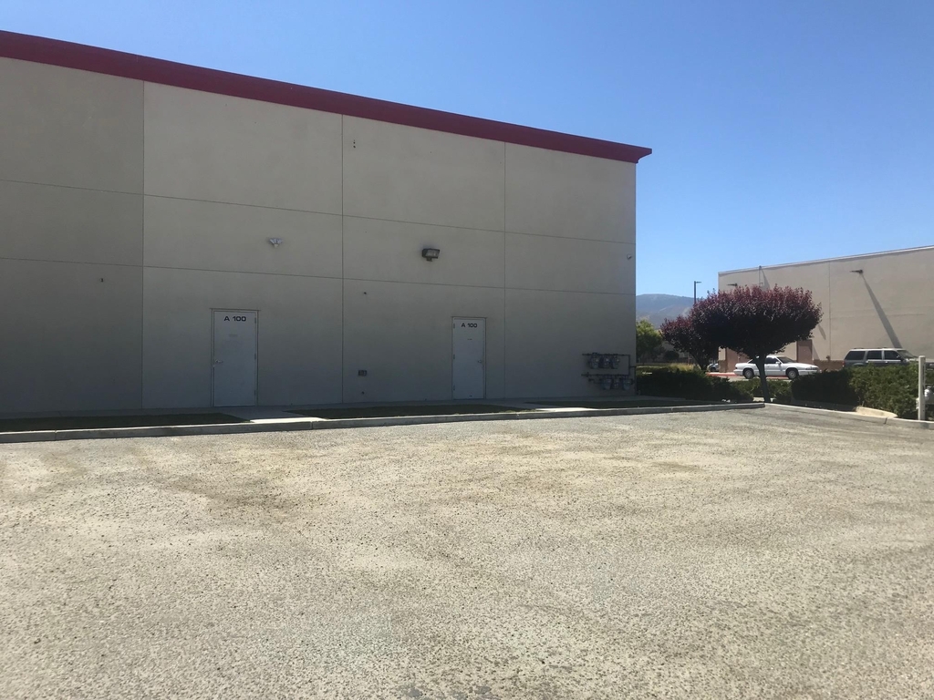 1001 W Tehachapi Boulevard - Photo 17