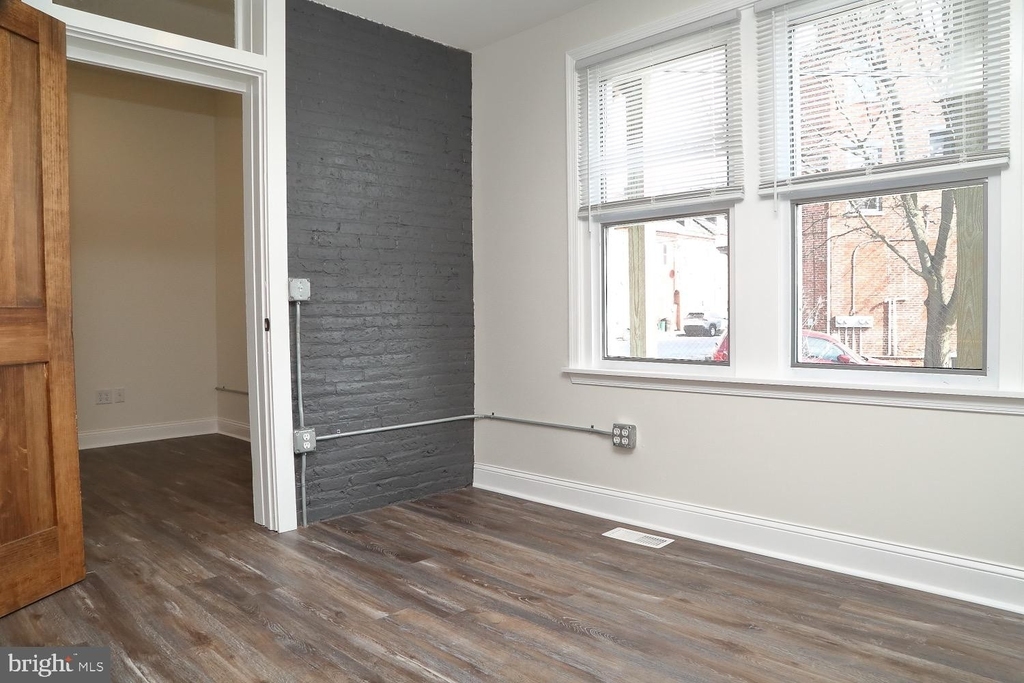 552 W King Street - Photo 15