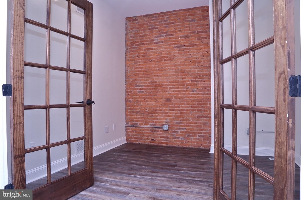 552 W King Street - Photo 19