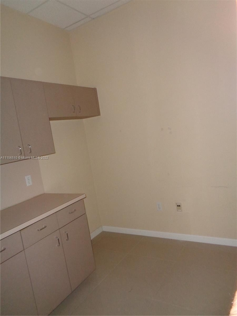 3350 W Broward Blvd - Photo 5