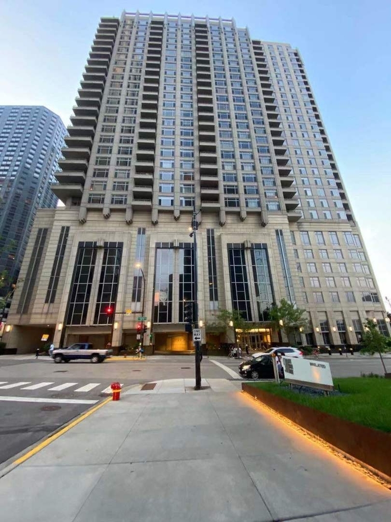 530 N Lake Shore Drive - Photo 0