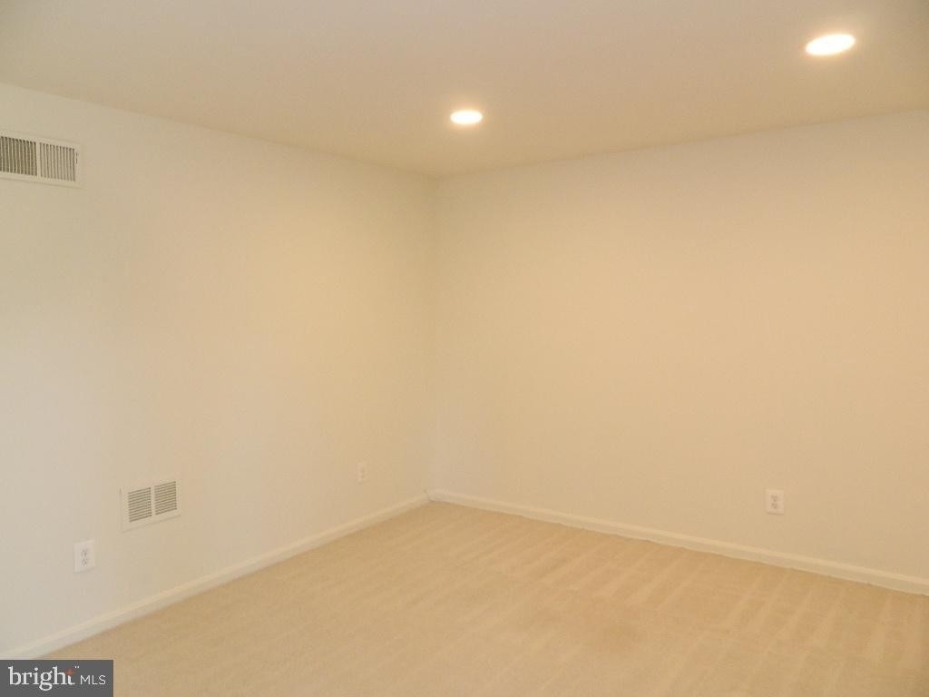 10026 Maple Leaf Drive - Photo 28