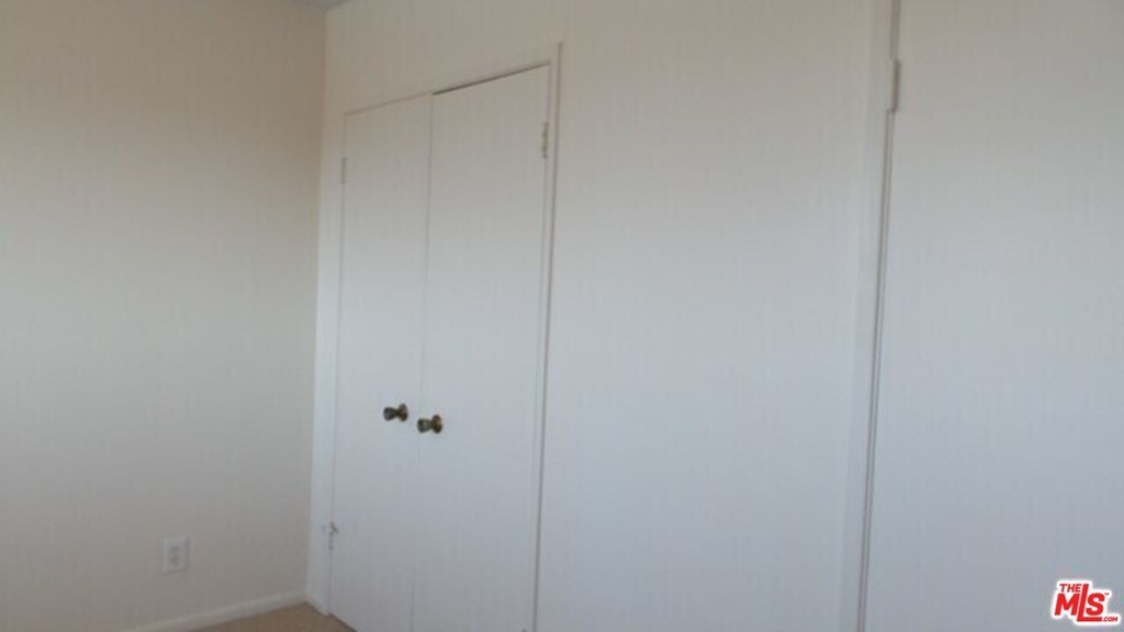 5032 W Slauson Ave - Photo 14