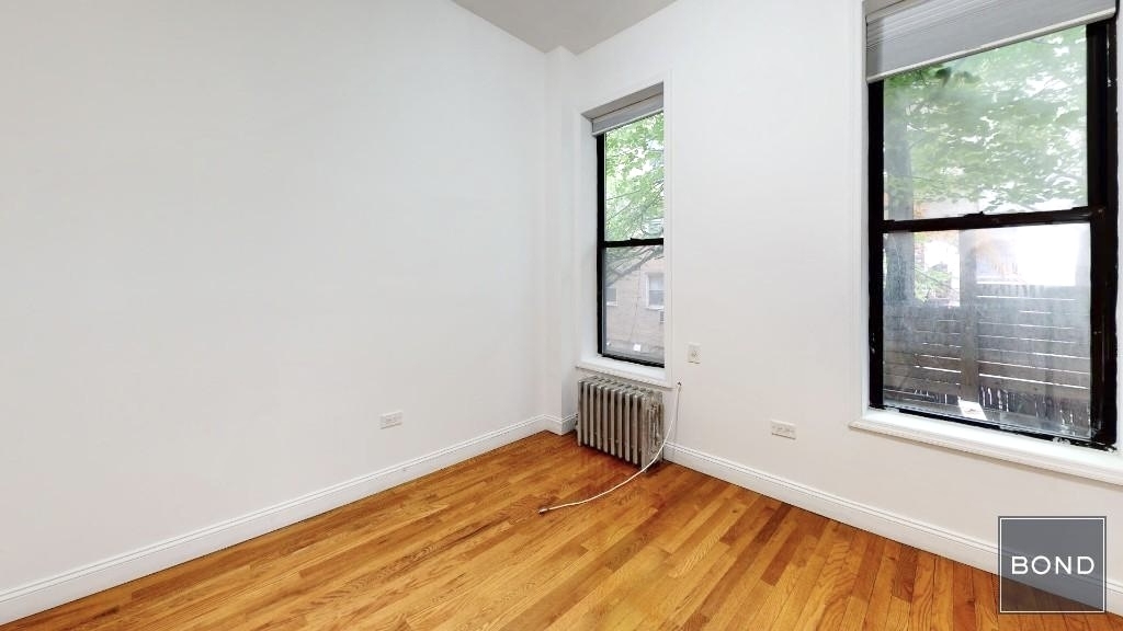 East 36th Street between Third and Second Ave - Photo 2