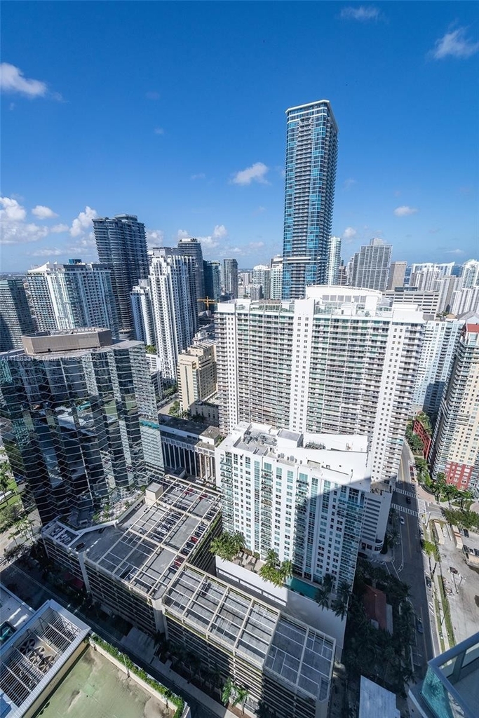 1300 Brickell Bay Dr - Photo 4