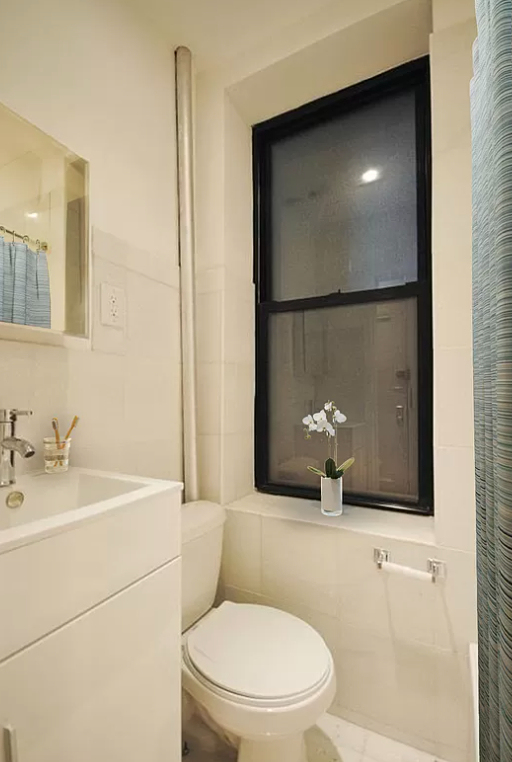 11th Street/7th Ave 2 Bed/1 Bath - Photo 3