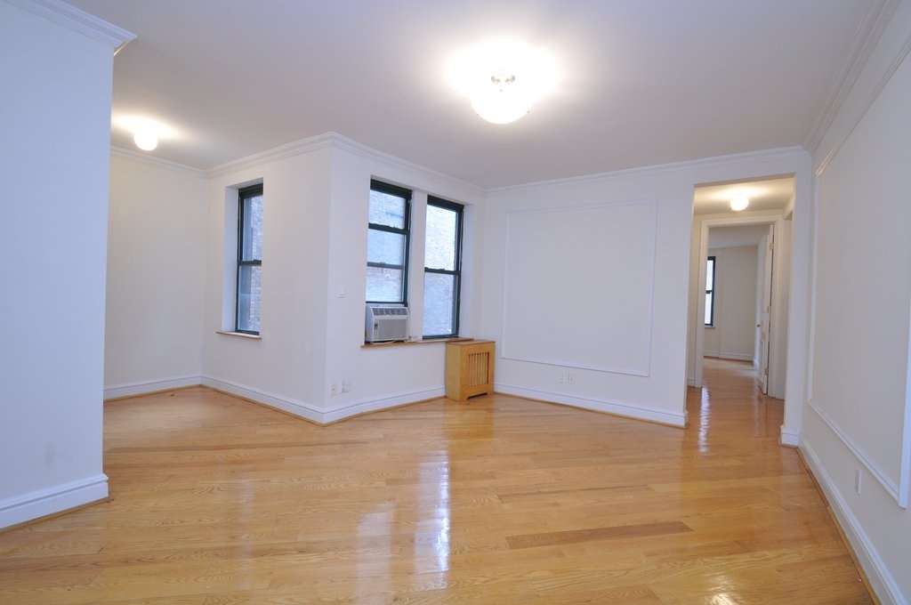 Copy of 226 East 70th Street, Unit 4e - Photo 2