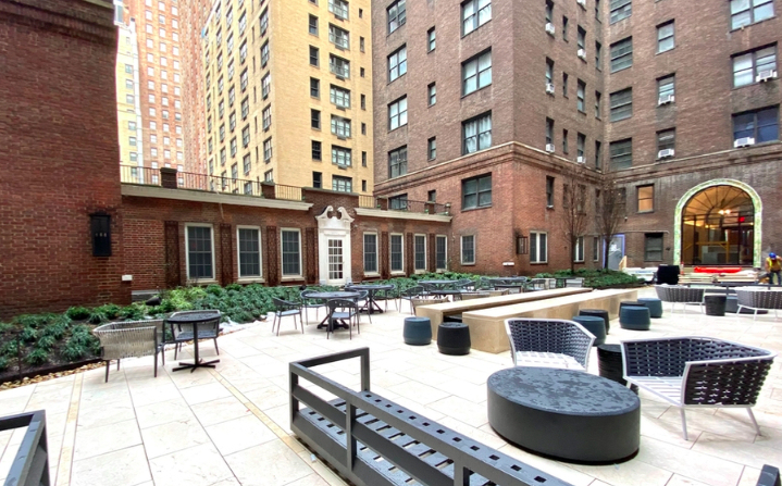 160 East 48th Street - Photo 12