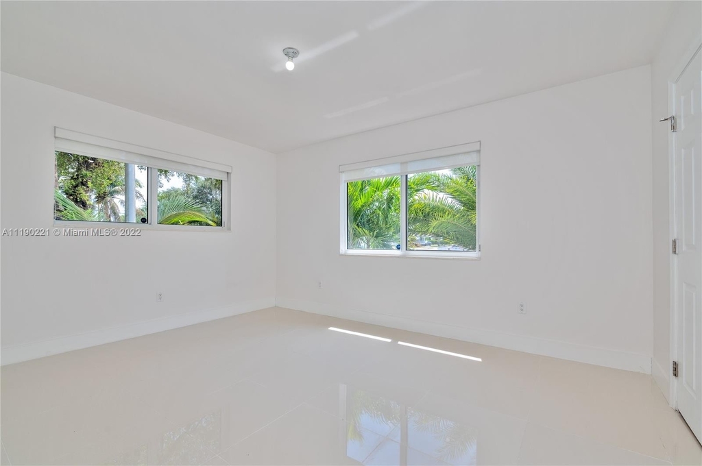 12505 Ne Miami Pl - Photo 16