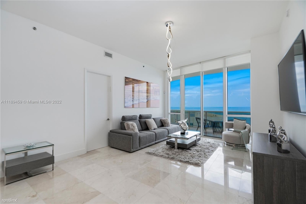 15811 Collins Ave - Photo 3