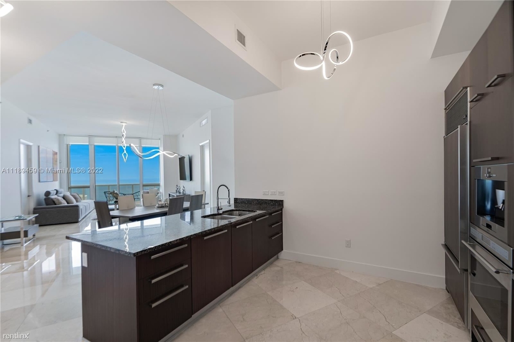 16001 Collins Ave - Photo 11