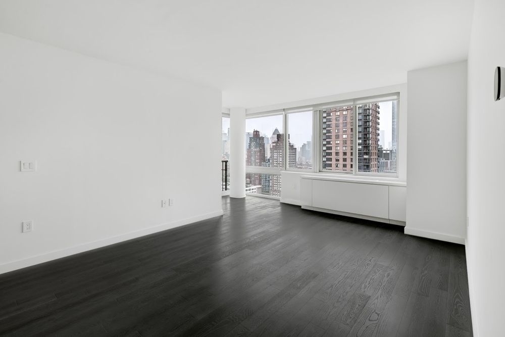 101 West End Avenue - Photo 1