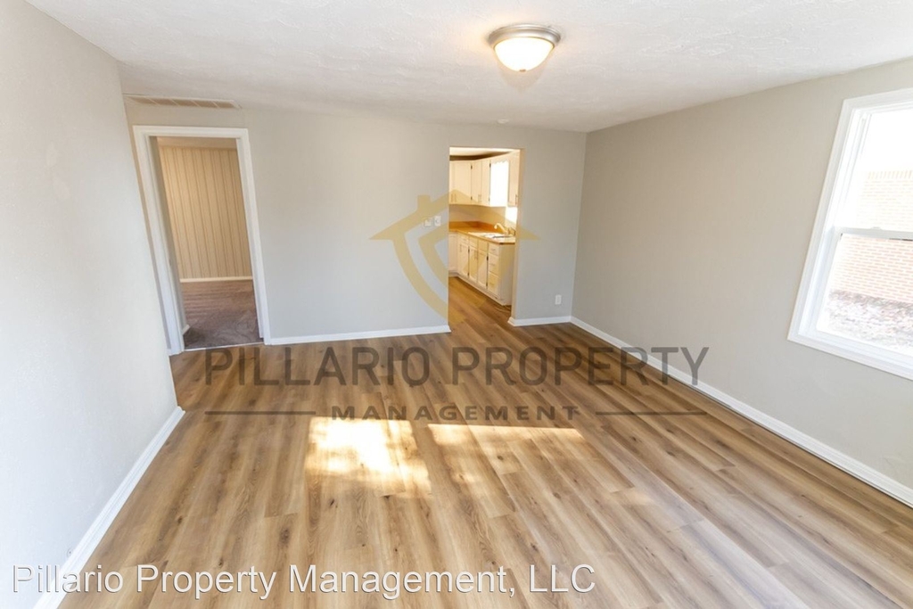 61 N Devon Ave. - Photo 1