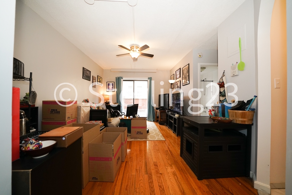 32-44 31st Street - Photo 1