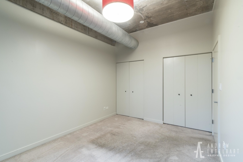 1151 W 15th Street - Photo 9