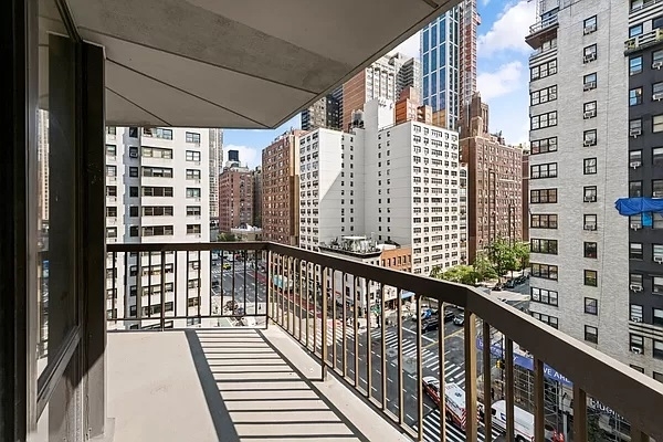 360 East 57th Street - Photo 2