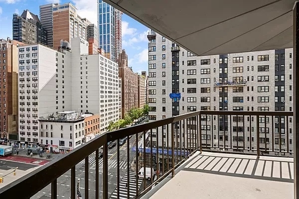 360 East 57th Street - Photo 3