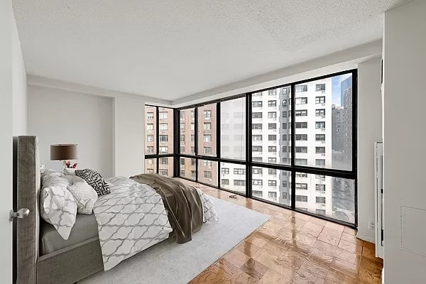 360 East 57th Street - Photo 6