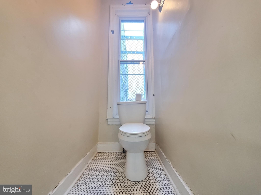 5236 Walnut Street - Photo 8