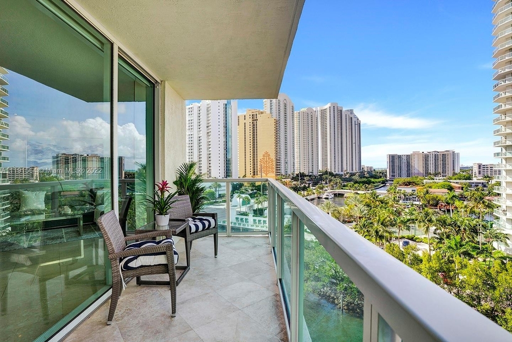 150 Sunny Isles Blvd - Photo 34