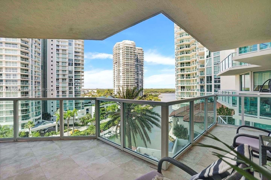 150 Sunny Isles Blvd - Photo 35