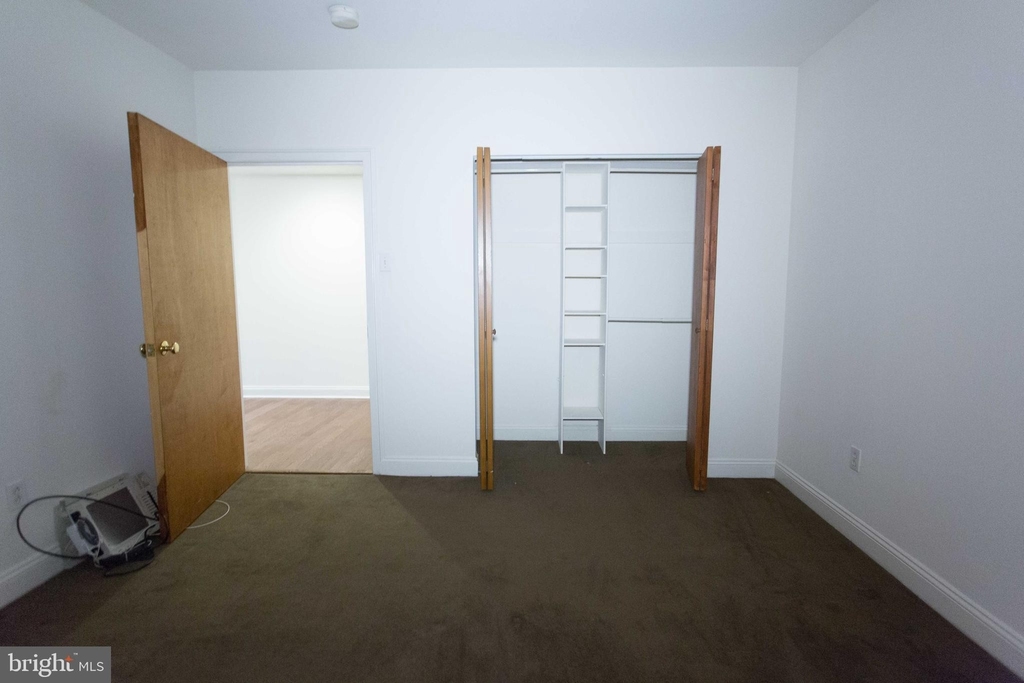 1411 Walnut Street - Photo 23