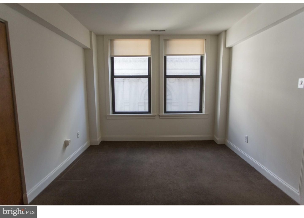 1411 Walnut Street - Photo 16