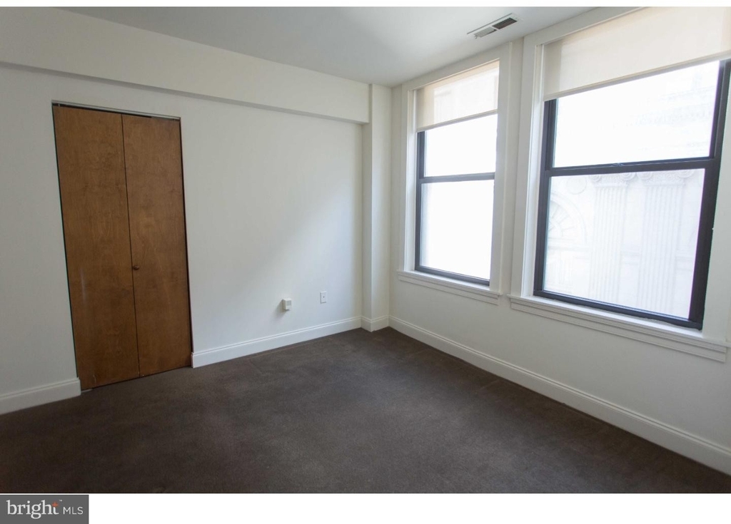 1411 Walnut Street - Photo 15