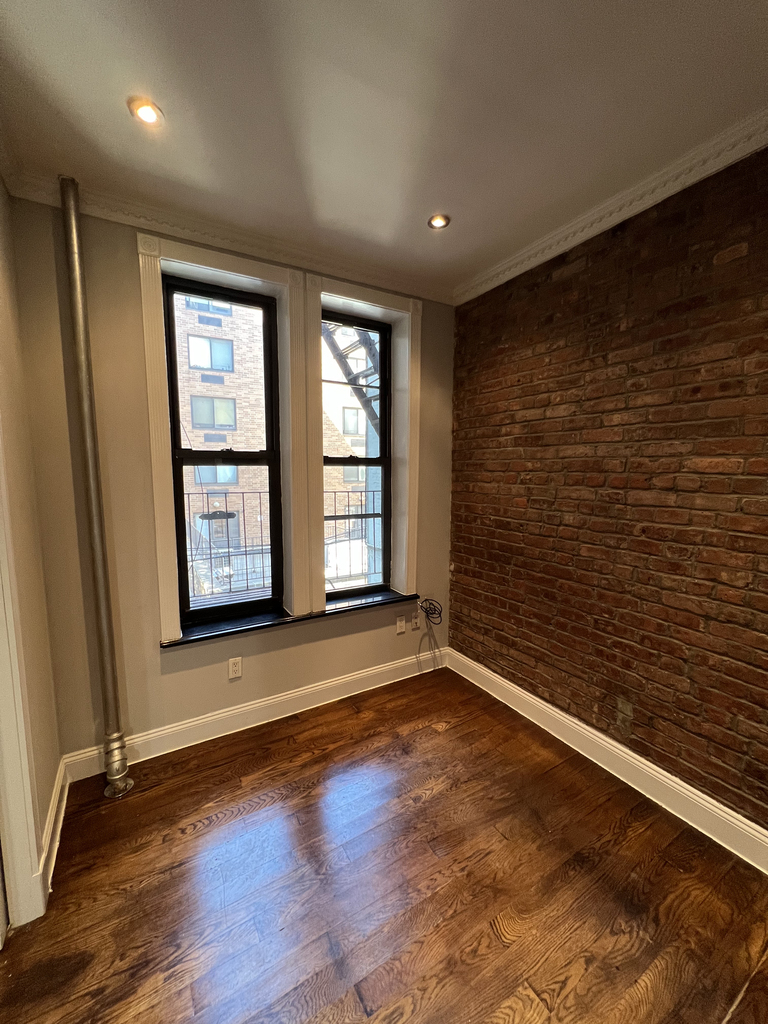 314 East 106th Street - Photo 3