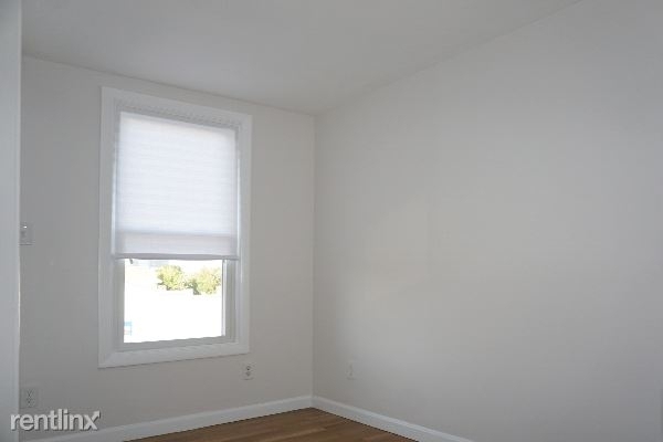 160 Broadway # 160-3 - Photo 3