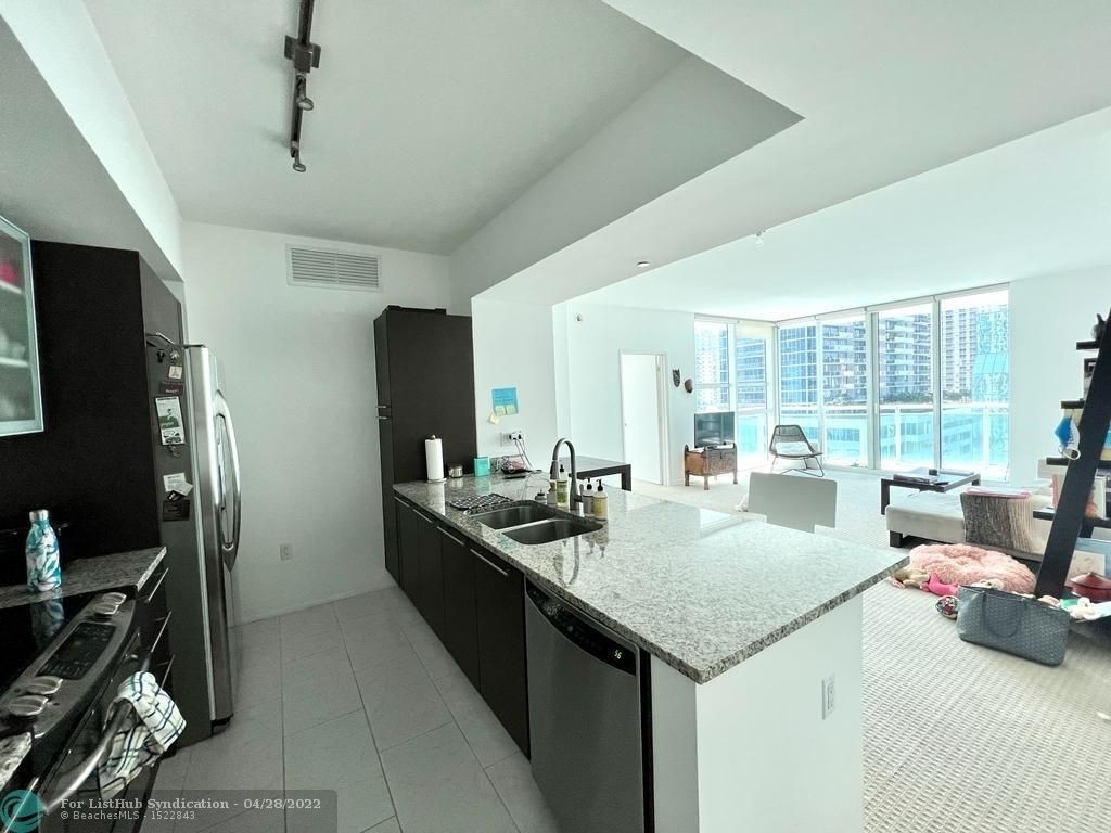 951 Brickell Ave - Photo 2