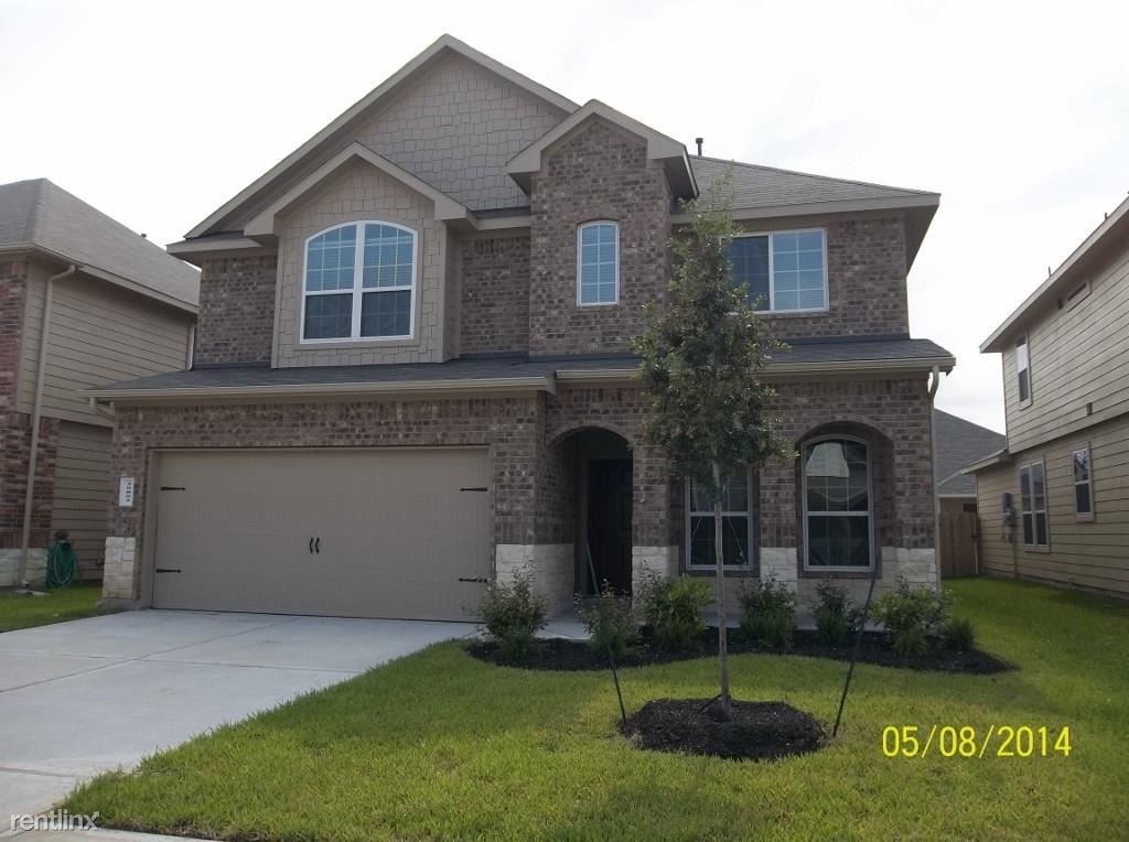 30802 Gardenia Trace Dr - Photo 0