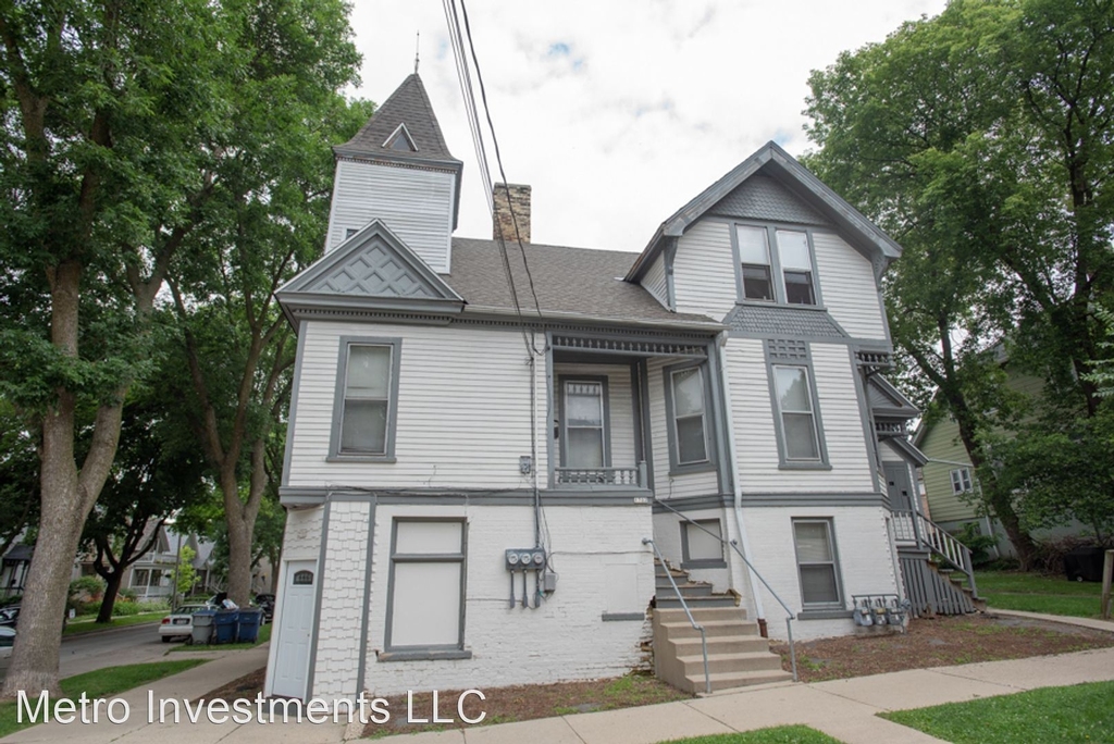 1702 E Bradford - Photo 0