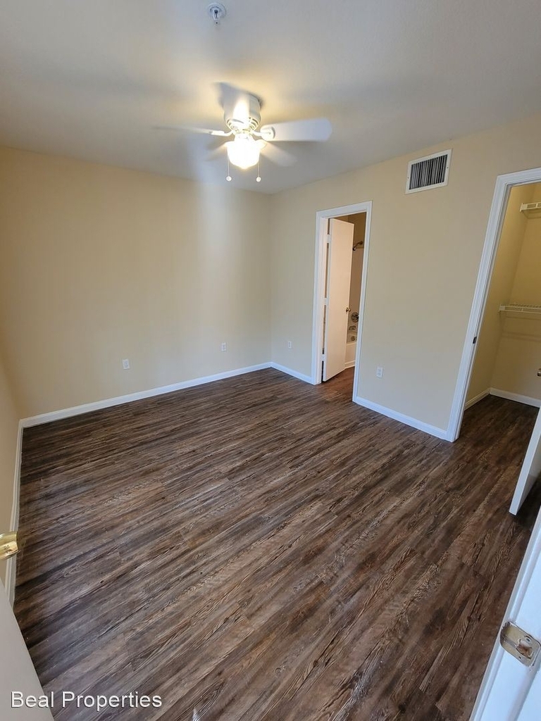 529 Southwest Parkway #301 - Photo 19