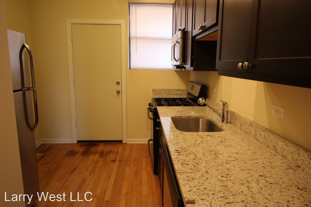 3121 W Lawrence Ave #2 - Photo 2