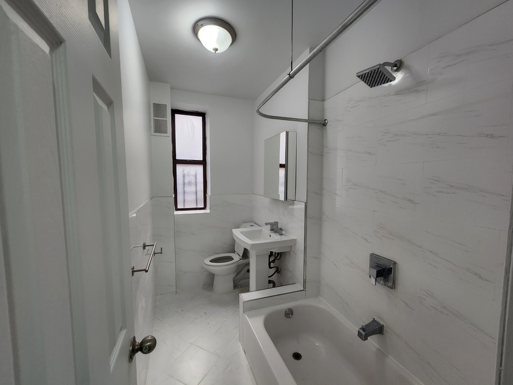 560 West 163rd Street - Photo 2