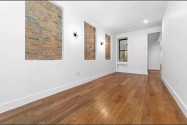 858 Hancock Street - Photo 7