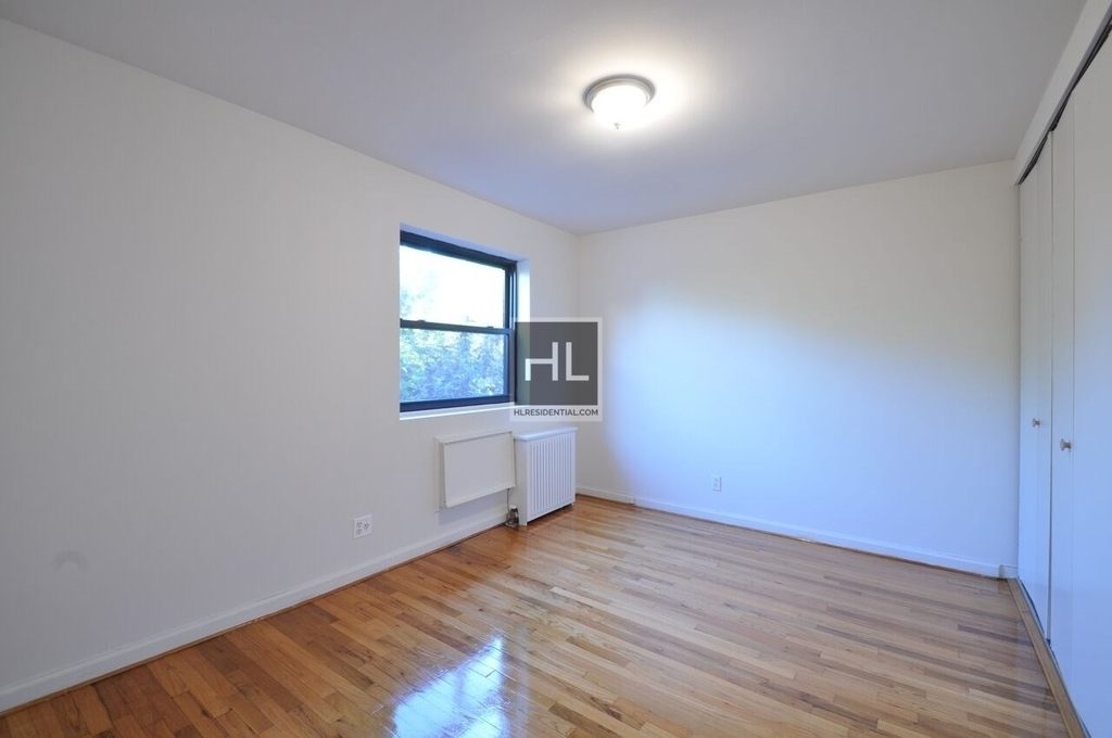 203-10 43 Avenue - Photo 1