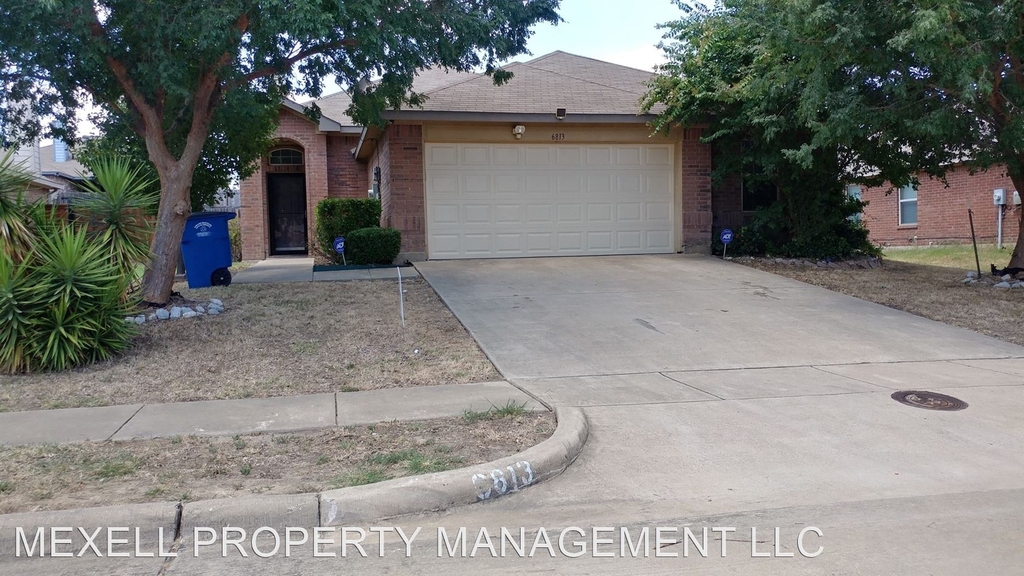 6813 Beechnut Dr - Photo 0