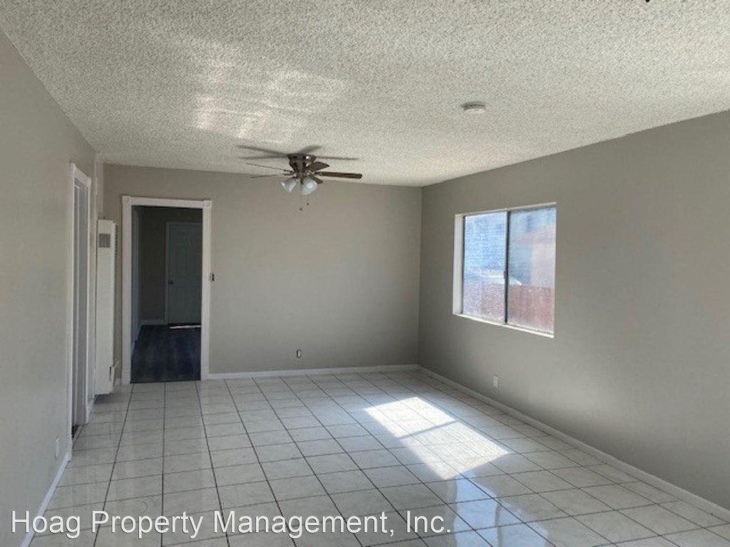 457 W. Sepulveda Street - Photo 2