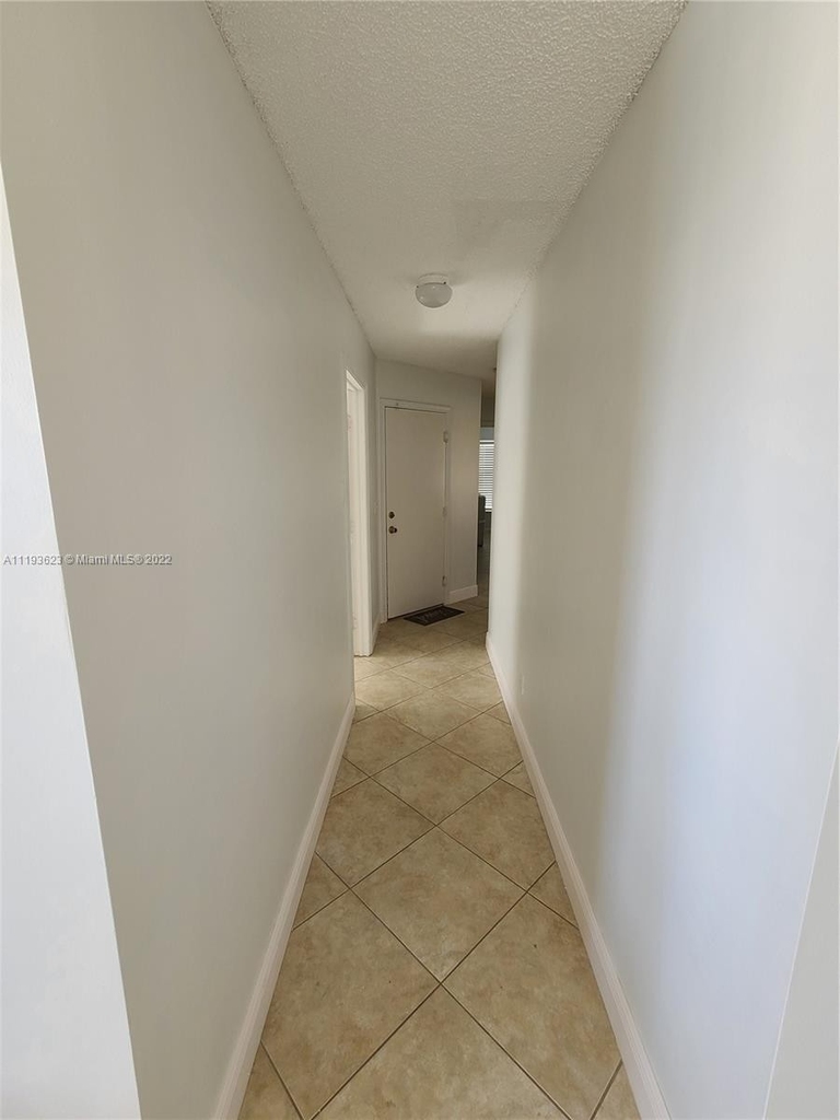 18088 Sw 30th Ct - Photo 16