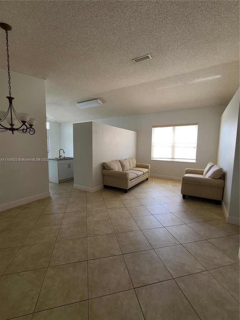 18088 Sw 30th Ct - Photo 15