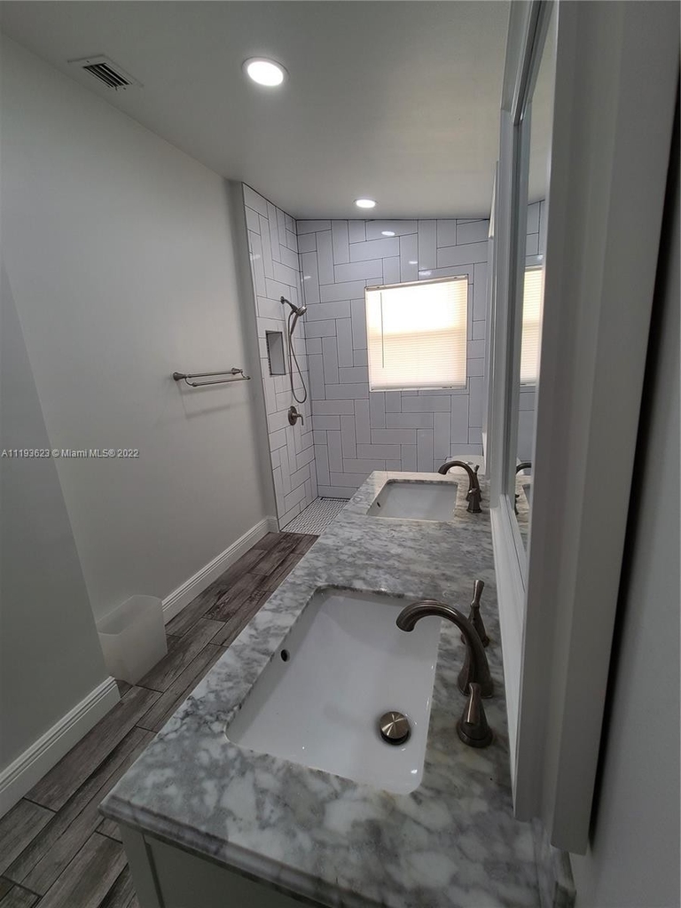 18088 Sw 30th Ct - Photo 27