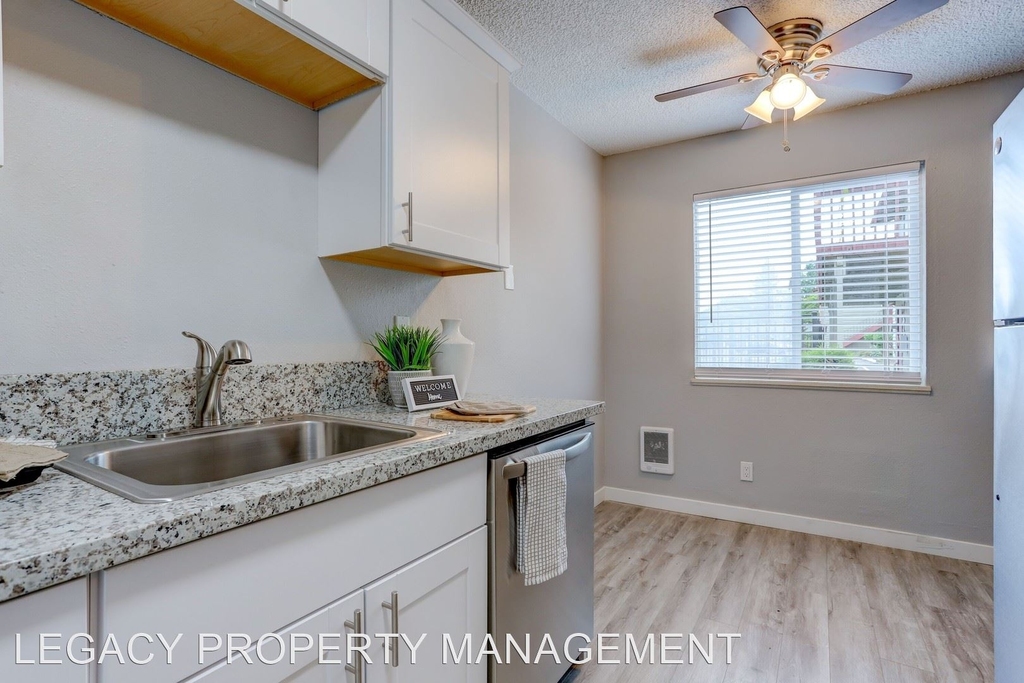 2675 Se 162nd Ave - Photo 5